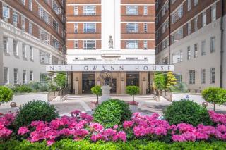 1 Bed Flat in Nell Gwynn House, Sleeps 4, Steps from Harrods & Hyde Park, 24 Hour Reception - Londra - 0
