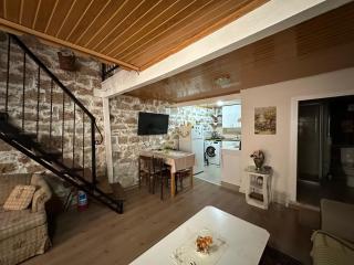 Ayvalıgın tarihi rum evi 2 katlı (YENİLENDİK) - Sakarya - 2