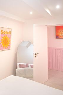 Rosa Vida - Retro Chic - Cannes - 2
