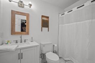 Grandma's Farm on 6 acres with Lighted Barn and River Access - 7