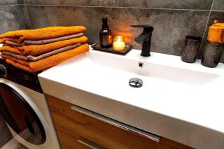 Apartment, private garage, balcony, smart check in - Banská Bystrica - 9