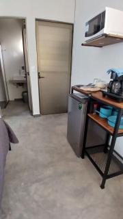 SUITE Begonia, AA, cocineta, baño privado, ubicada - Tepic - 6