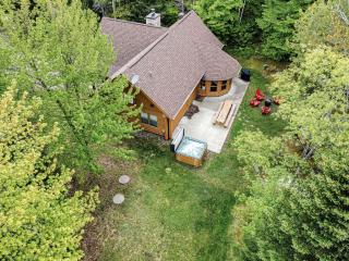 Relaxing Sauna and Hot Tub, Near Ski Slopes,Trails - Mille-Isles - 4