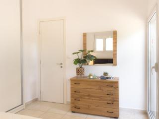 Thanos' seaside suite - Oropos - 7