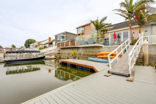 Chic Coastal Home with Outdoor Oasis in Oxnard! - Oxnard - 9