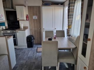 Private Caravan Ty Mawr Holiday Park - Abergele - 5