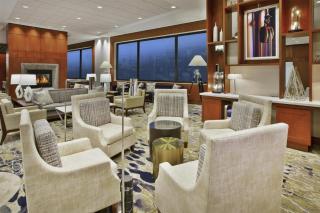 Hilton Garden Inn Portland Downtown Waterfront - Portland - 9