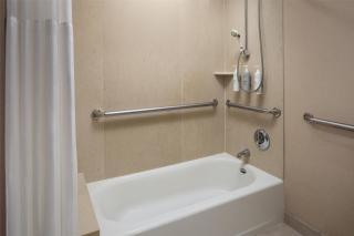 Hilton Garden Inn Portland Downtown Waterfront - Portland - 1
