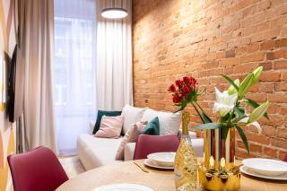 Comfy Modern Apart in Old Town Parking by Hoomvi - Wrocław - 1