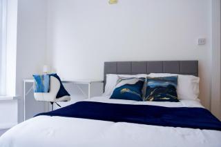 1Bed City Flat Free Parking mid to long stay discounts - 8