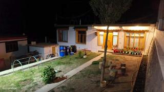 GURMET KHANGSAR homestay - Jāmb - 1