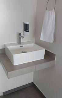SUITE DALIA, AA, cocineta, baño privado, ubicación - Tepic - 4