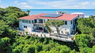 Original 1945 Cottage on 6 Very Private Acres - 0