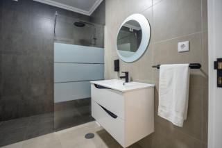 MC House - Ribeira Grande - 1