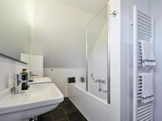 Tidy, child-friendly villa with a sauna in Limburg - Roggel - 2