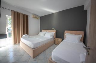 Hotel Noemi's Ksamil - Ksamil - 2