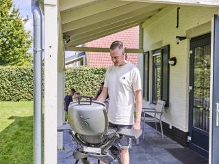 Farmhouse in Limburg with Sauna & Whirlpool - Roggel - 6