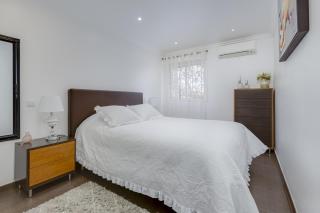 Renovated apartment for 4 close to the beach - Quarteira - 1