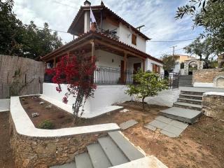 Maris Guesthouse - Mavrovoúnion - 2