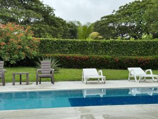 Espectacular casa vacacional con jacuzzi y piscina privada - Nilo - 3