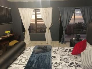 Boujainvilla Self Catering - 9