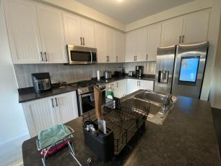 2024-Built Elegant 3BR Vaughan Townhome made 4 U! - Vaughan - 7
