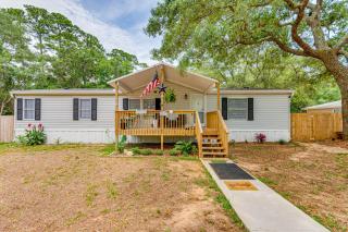 Home Near Navarre and Pensacola Beaches! - 0