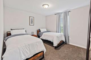 4 Bedroom home with Hot Tub in Lake Charles La - Lake Charles - 2