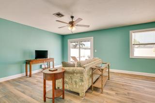 So Close to Coast Walkable Fort Myers Beach Unit! - Fort Myers Beach - 6