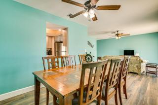 So Close to Coast Walkable Fort Myers Beach Unit! - Fort Myers Beach - 2