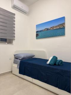 The White Balcony - Il-Gżira - 5