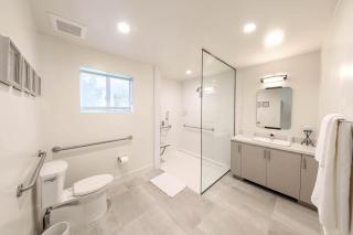 Luxury Stay Corona del Mar, Short Walk to Beach - Newport Beach - 7