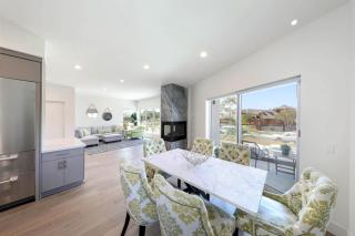 Luxury Stay Corona del Mar, Short Walk to Beach - Newport Beach - 1