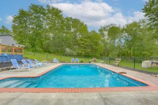 Hudson Valley Retreat with Pool Near Greenwood Lake - Monroe - 9