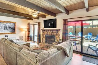 7 Mi to Rainbow Lake Pinetop Condo with Patio! - Indian Pine - 0