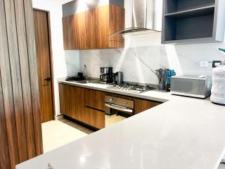 Modern Apartment with Private Terrace and Golf Course View, free parking in Puerto Aventuras - Puerto Aventuras - 4