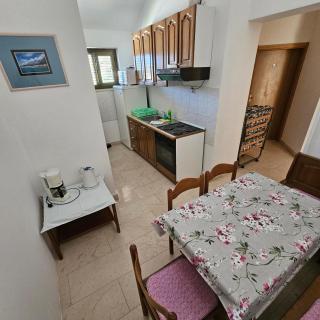 Guesthouse Mario&Marina - Makarska - 9