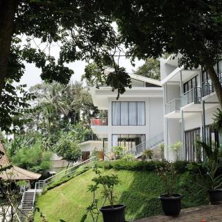Villa Di Pancawati Bogor - Ciherangsating - 6