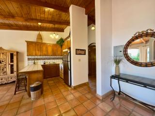 Puerto Nuevo Surf Casita Encanto 1BR with pool - Raulis - 2