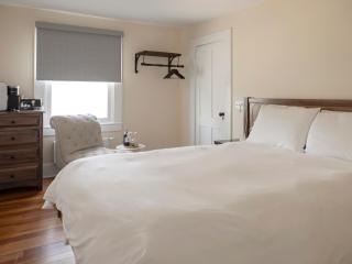 Lakehouse Inn - Lee - 9