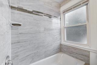 Comfy and Quaint 15m to Downtown - Woodlawn - 4
