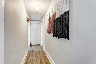 Comfy and Quaint 15m to Downtown - 8