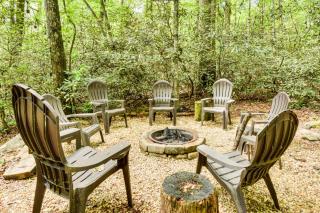 5 Mi to Unicoi State Park and Lake Hot Tub Haven! - 9