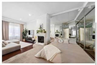 Turnkey Studio Adjacent to Beverly Hills - 7