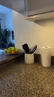 Turnkey Studio Adjacent to Beverly Hills - Los Angeles - 3