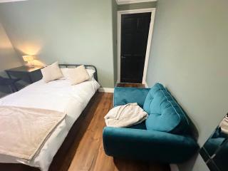 Mulberry Wimbledon Area Apartment, by Edens - Raynes Park - 4