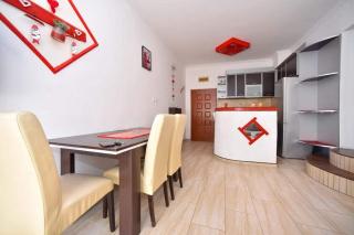 Aphelios Apartments - Budva - 1