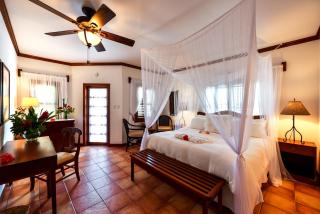 Victoria House Resort & Spa - San Pedro - 7