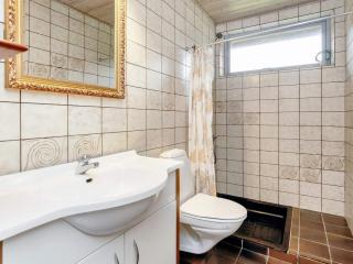 8 person holiday home in Blåvand - Blåvand - 8