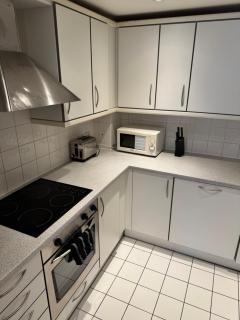 Modern 1 Bed Flat, Liverpool Street - 5